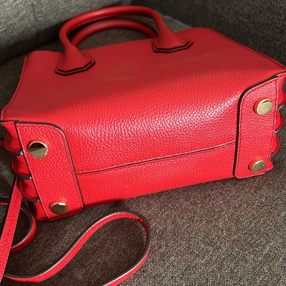 MICHAEL KORS ’MERCER’ PEBBLED LEATHER RED ACCORDIAN TOTE/CROSSBODY NWOT - Picture 12 of 15